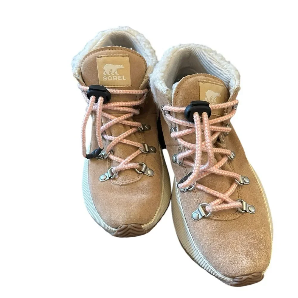SOREL Out ‘N About Conquest Boot Size 5